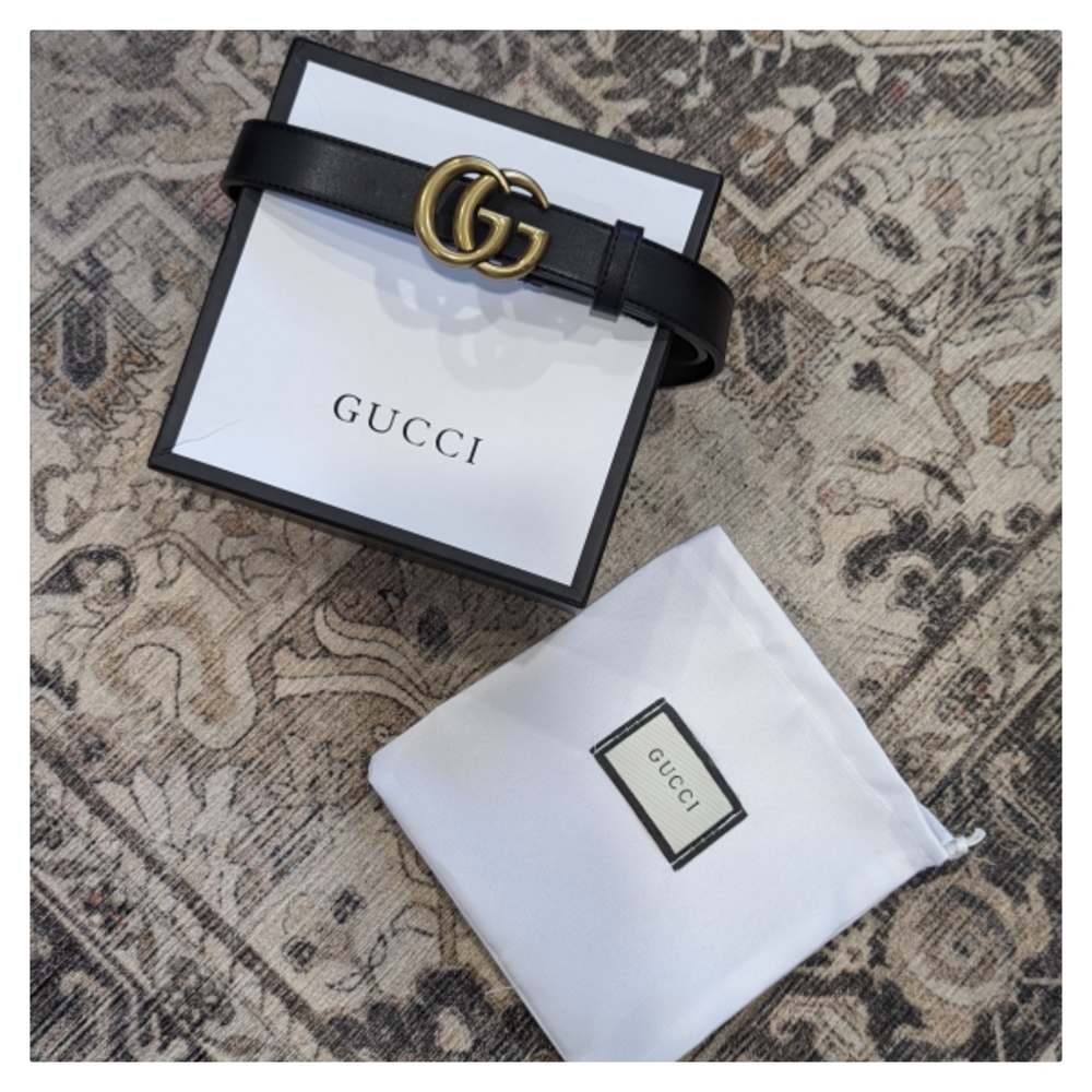 Gucci GG Black Leather Belt (46cm x 115cm)